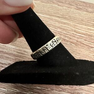 Silver Etched Band Ring Sz 8